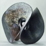 Keramikskulptur "Spheres", von Sabine Classen, Terra Sigillata / Naked Raku, Reduktion Fire