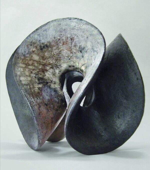 Keramikskulptur "Spheres", von Sabine Classen, Terra Sigillata / Naked Raku, Reduktion Fire