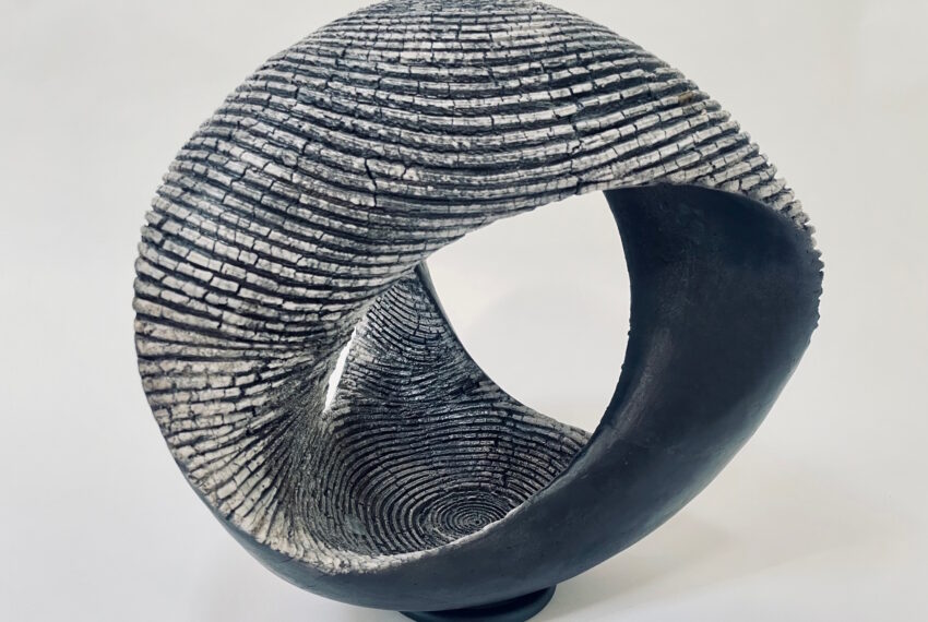 Spherical Turn, Lines