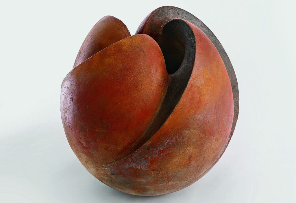Moderne Skulptur "Tetro I", capsule fire, von Sabine Classen