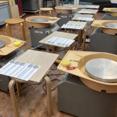 Schöne Atmospäre im Atelier – kleine Gruppen, persönliche Betreuung